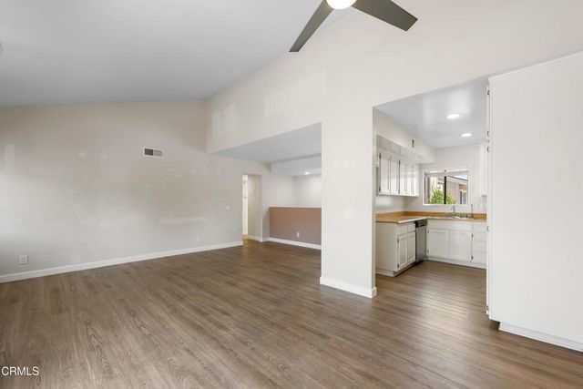 1254 Seacliff Court 2, Ventura, CA 93003