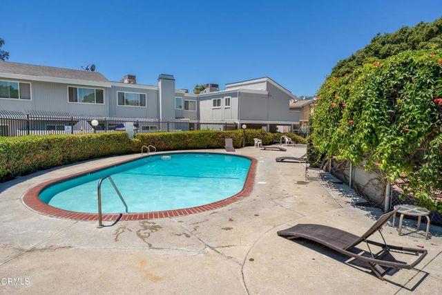 1254 Seacliff Court 2, Ventura, CA 93003