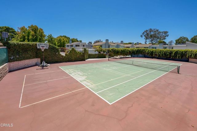1254 Seacliff Court 2, Ventura, CA 93003
