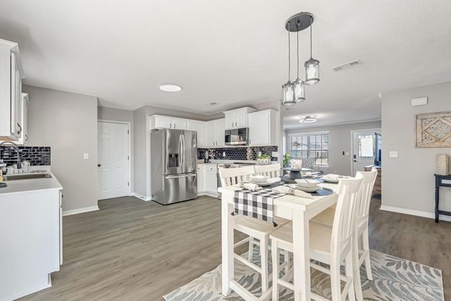 5047 Poinsetta Avenue, Crestview, FL 32539