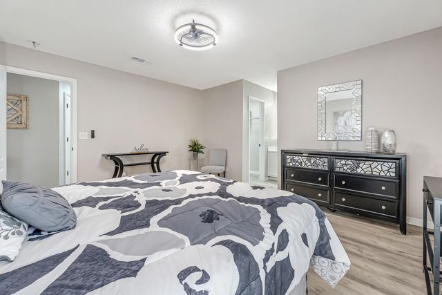 5047 Poinsetta Avenue, Crestview, FL 32539