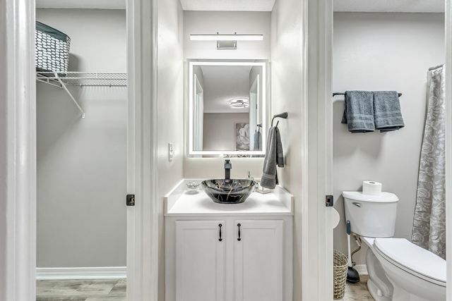 5047 Poinsetta Avenue, Crestview, FL 32539