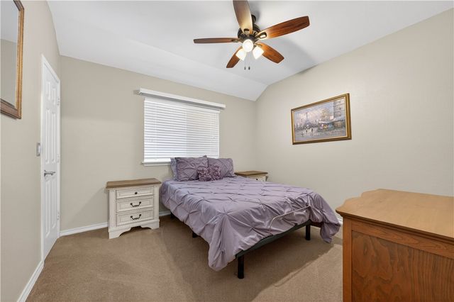 7802 Jim Wells Dr, Corpus Christi, TX 78413