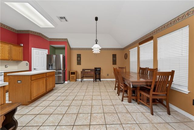 7802 Jim Wells Dr, Corpus Christi, TX 78413