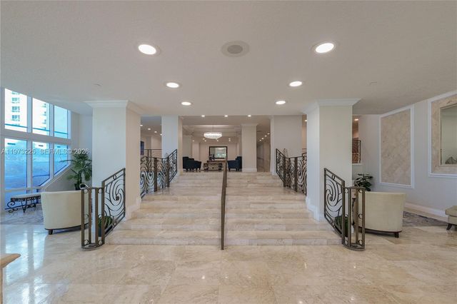 1620 S Ocean Blvd 16-J, Lauderdale By The Sea, FL 33062