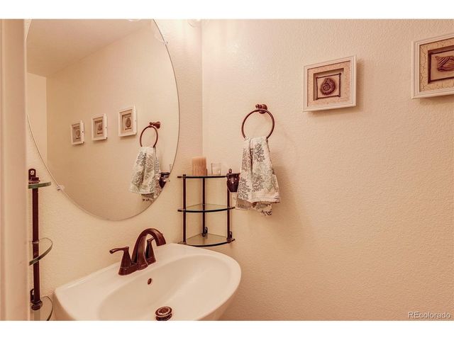 407 Balsa Dr, Castle Rock, CO 80104