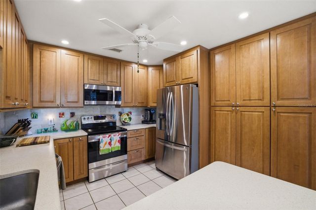 3220 SOUTHSHORE DRIVE 23A, Punta Gorda, FL 33955