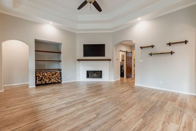 1122 Silveridge, Conroe, TX 77304