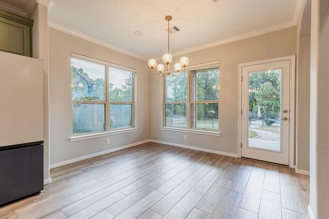 1122 Silveridge, Conroe, TX 77304