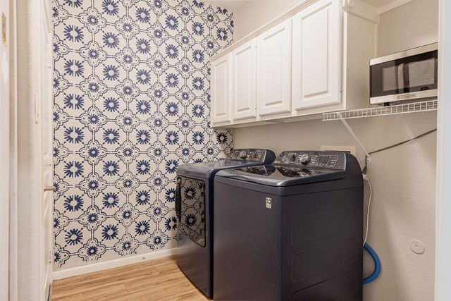 1122 Silveridge, Conroe, TX 77304