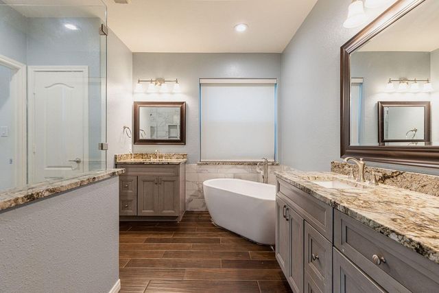 1122 Silveridge, Conroe, TX 77304