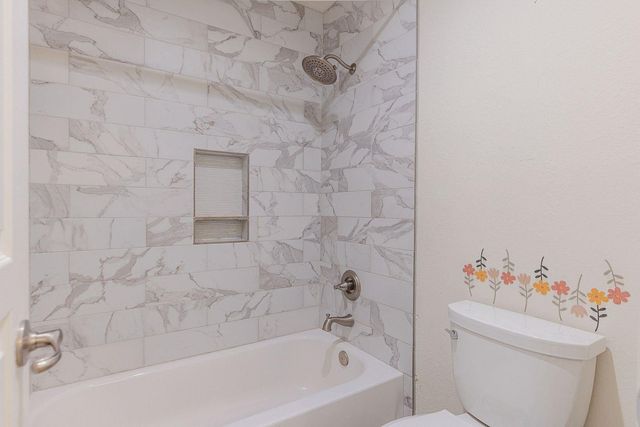 1122 Silveridge, Conroe, TX 77304