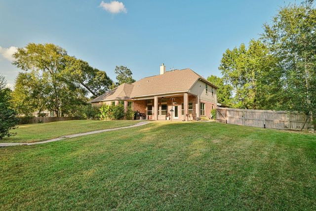 1122 Silveridge, Conroe, TX 77304