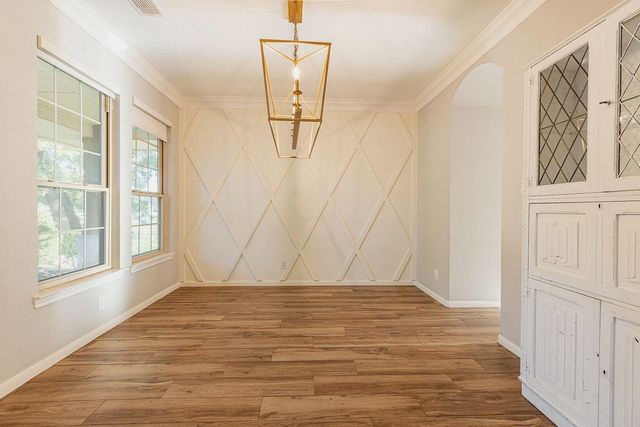 1122 Silveridge, Conroe, TX 77304