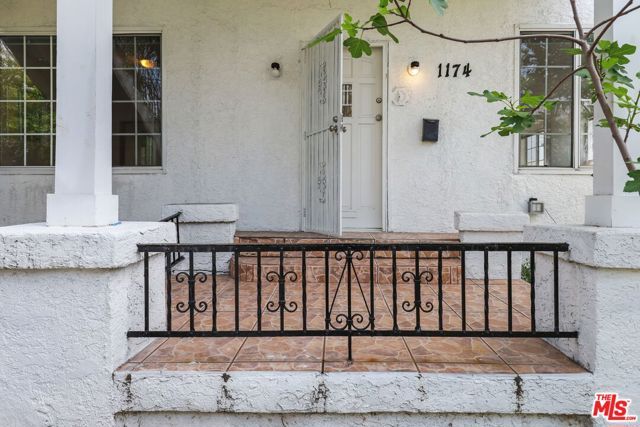 1174 S Highland Avenue, Los Angeles, CA 90019