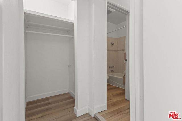 1174 S Highland Avenue, Los Angeles, CA 90019