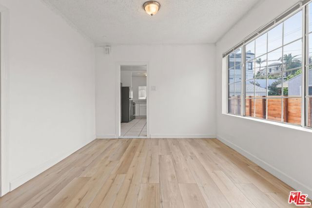 1174 S Highland Avenue, Los Angeles, CA 90019