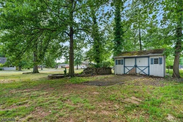 148 Woodland Rd, Piscataway Twp., NJ 08854
