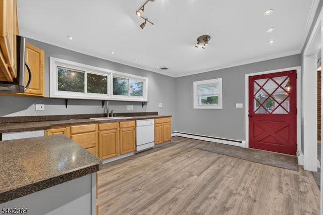 148 Woodland Rd, Piscataway Twp., NJ 08854
