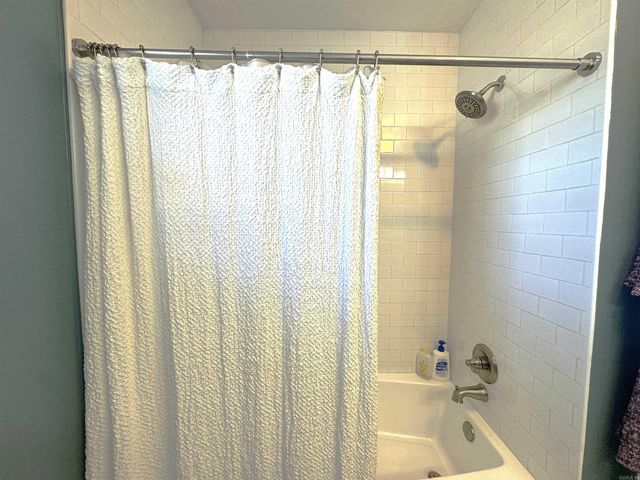 1112 Poplar Ave E, Wynne, AR 72396