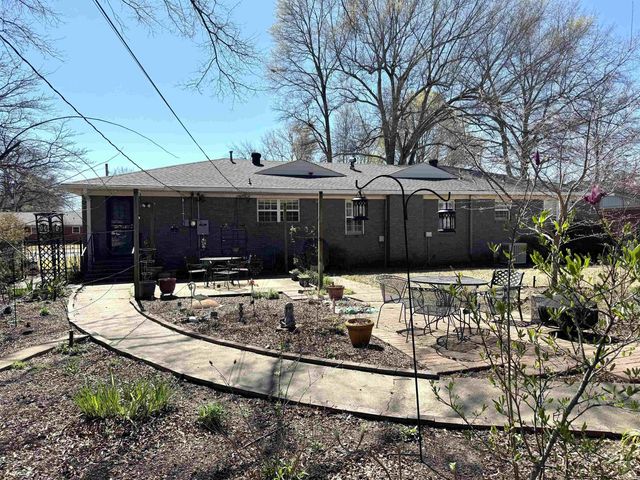 1112 Poplar Ave E, Wynne, AR 72396