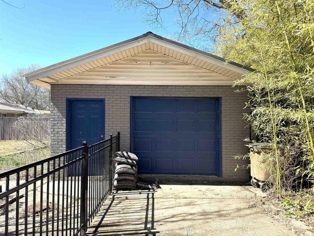 1112 Poplar Ave E, Wynne, AR 72396