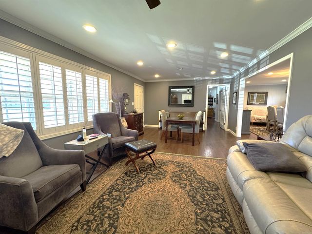 1112 Poplar Ave E, Wynne, AR 72396