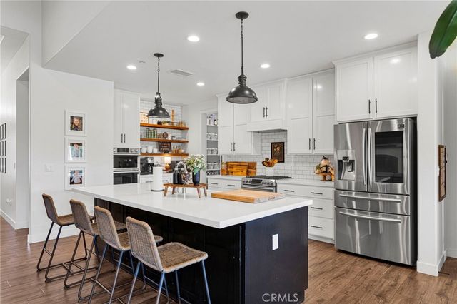 8421 Macron, Oak Hills, CA 92344