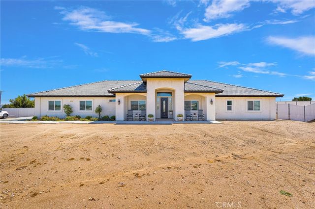 8421 Macron, Oak Hills, CA 92344