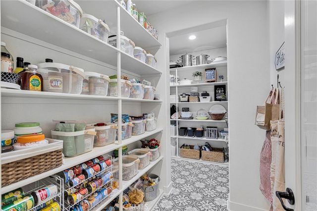 8421 Macron, Oak Hills, CA 92344