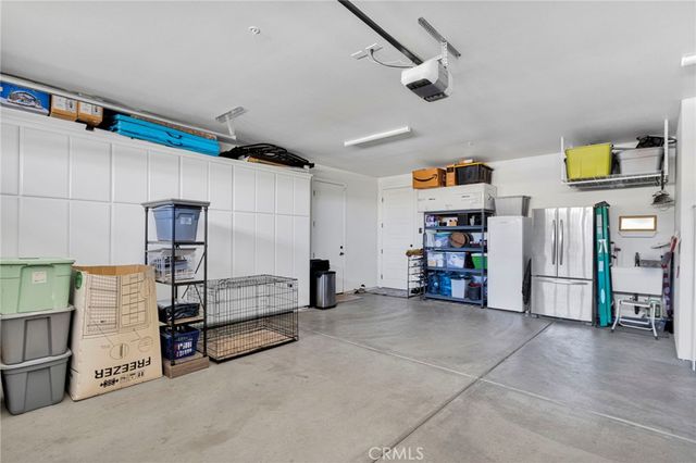 8421 Macron, Oak Hills, CA 92344