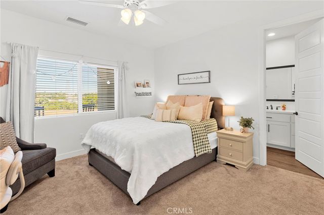 8421 Macron, Oak Hills, CA 92344