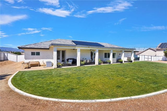 8421 Macron, Oak Hills, CA 92344