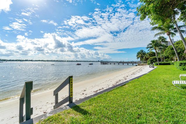 5600 N Flagler Drive 409, West Palm Beach, FL 33407