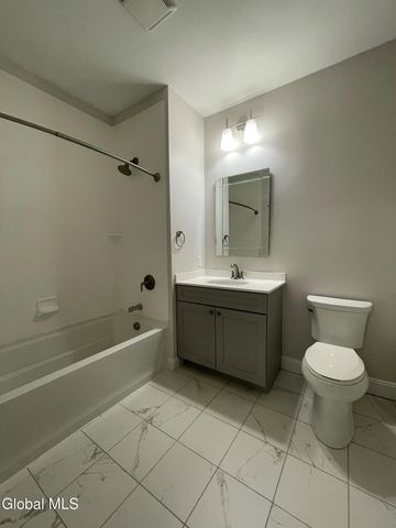 130 Excelsior Avenue 319, Saratoga Springs, NY 12866