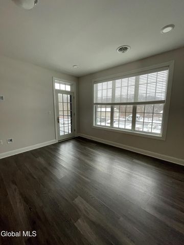 130 Excelsior Avenue 319, Saratoga Springs, NY 12866