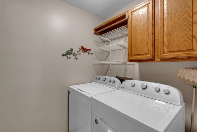 2331 N Ridge Club Cir, Wichita, KS 67205