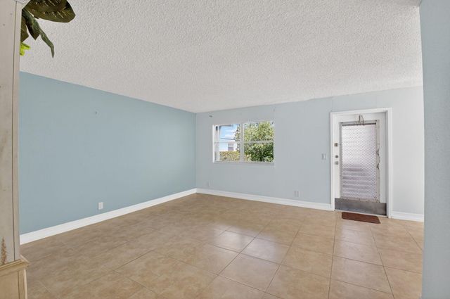 152 Tuscany C, Delray Beach, FL 33446