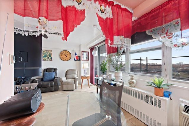 880 Boynton Avenue 13A, Bronx, NY 10473