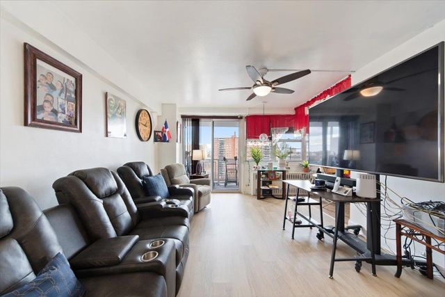 880 Boynton Avenue 13A, Bronx, NY 10473