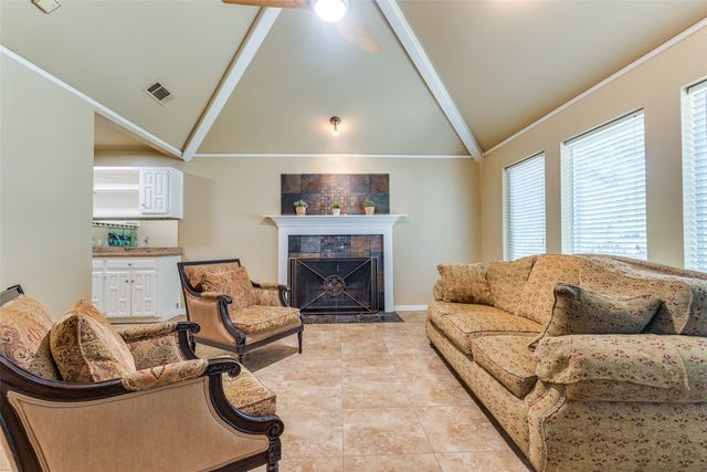 213 Pebble Beach Drive, Trophy Club, TX 76262