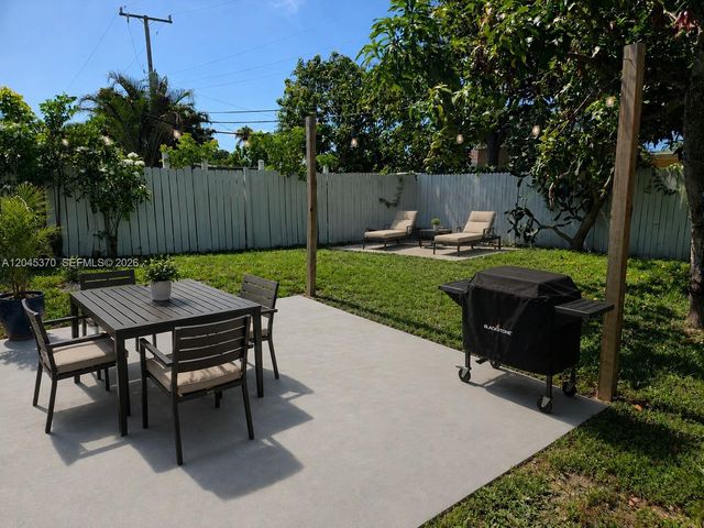 140 NW 18th Street, Pompano Beach, FL 33060