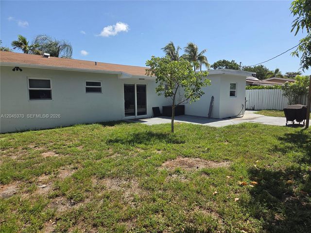 140 NW 18th Street, Pompano Beach, FL 33060