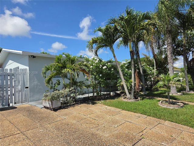 140 NW 18th Street, Pompano Beach, FL 33060