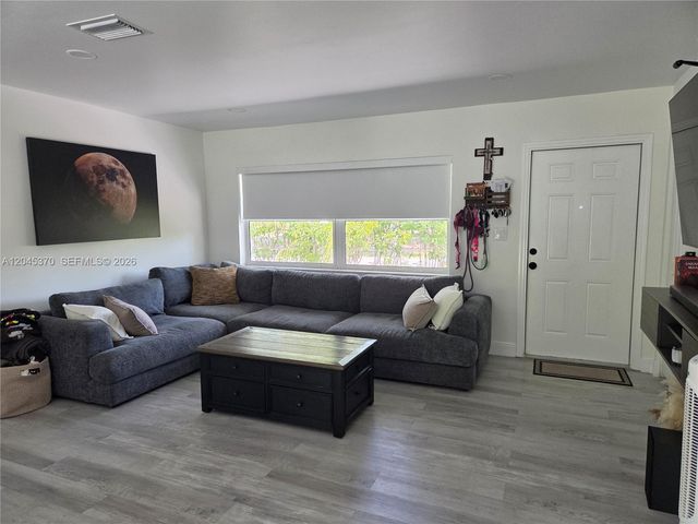 140 NW 18th Street, Pompano Beach, FL 33060