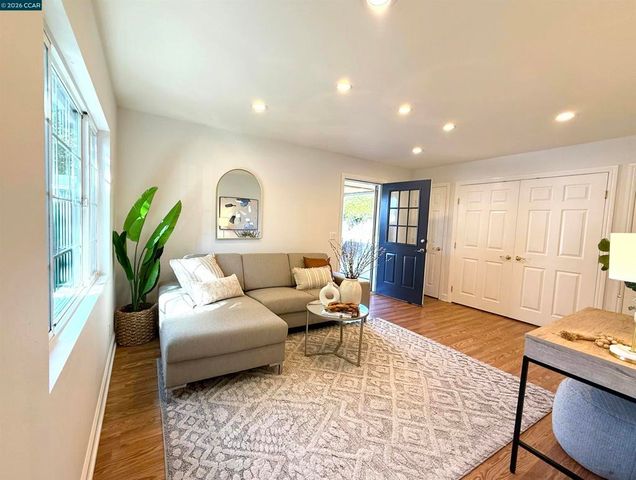 2140 5Th Ave, Concord, CA 94518