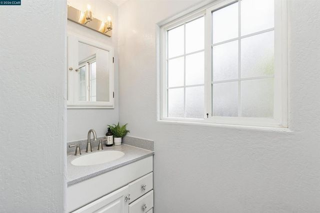 2140 5Th Ave, Concord, CA 94518