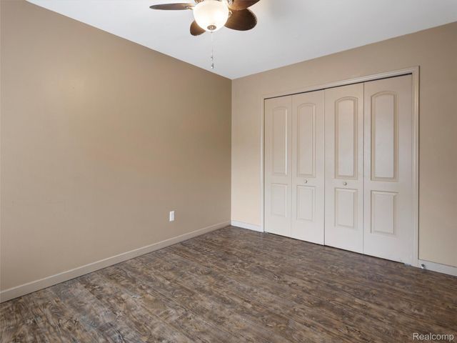 32050 Grand River Avenue 58, Farmington, MI 48336