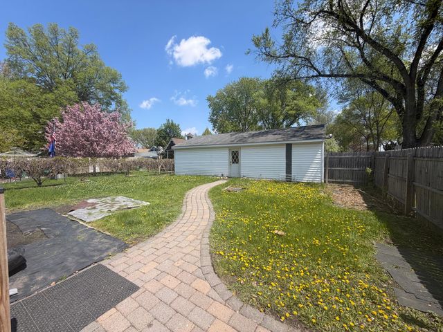 1001 2nd Street N, Fargo, ND 58102