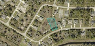 1935 Quintero LN, Lehigh Acres, FL 33972